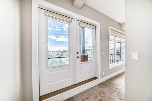 115-1702 17 Avenue Sw, Calgary, AB - Indoor Photo Showing Other Room