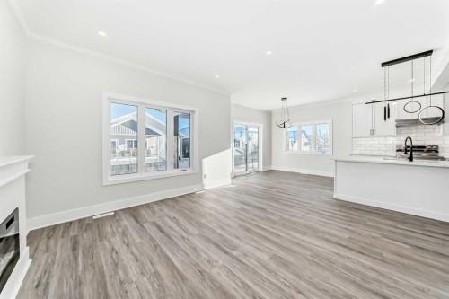 27 Williams Avenue, Olds, AB - Indoor