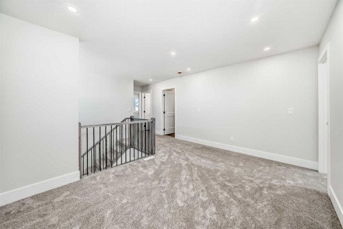 27 Williams Avenue, Olds, AB - Indoor Photo Showing Other Room