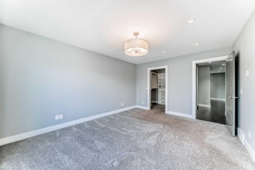 2414 31 Avenue Sw, Calgary, AB - Indoor Photo Showing Other Room
