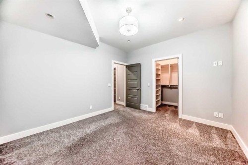 2414 31 Avenue Sw, Calgary, AB - Indoor