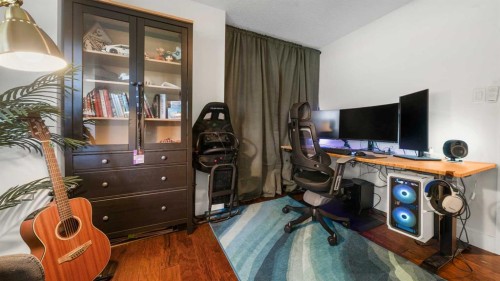 105-1320 12 Avenue Sw, Calgary, AB - Indoor Photo Showing Office