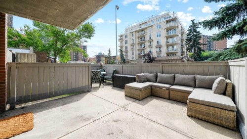 105-1320 12 Avenue Sw, Calgary, AB - Outdoor