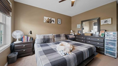 221 Elgin Place Se, Calgary, AB - Indoor Photo Showing Bedroom