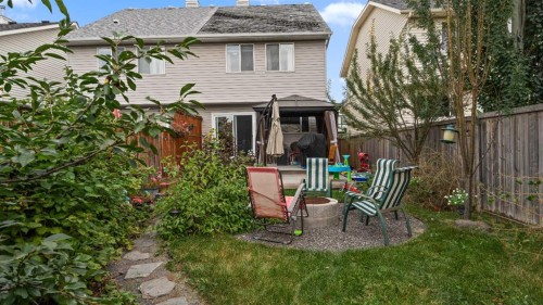 221 Elgin Place Se, Calgary, AB - Outdoor