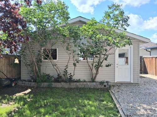 89 Mckenzie Towne Drive Se, Calgary, AB - Outdoor