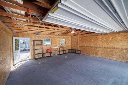 89 Mckenzie Towne Drive Se, Calgary, AB - Indoor