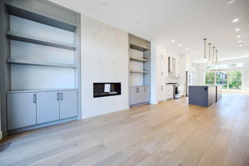 2006 26A Street Sw, Calgary, AB - Indoor