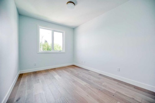 2006 26A Street Sw, Calgary, AB - Indoor Photo Showing Other Room