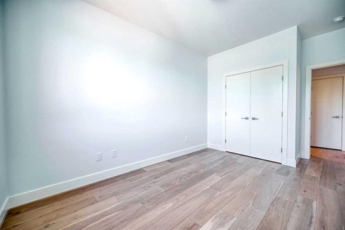 2006 26A Street Sw, Calgary, AB - Indoor Photo Showing Other Room