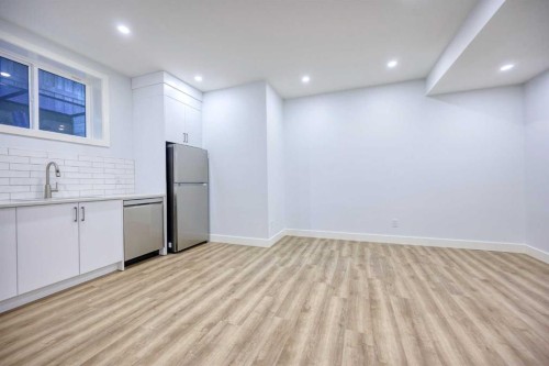 2006 26A Street Sw, Calgary, AB - Indoor