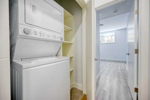 2006 26A Street Sw, Calgary, AB - Indoor Photo Showing Laundry Room