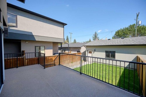 2006 26A Street Sw, Calgary, AB - Outdoor With Exterior
