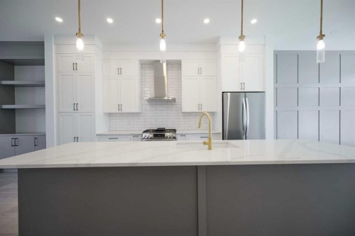 2006 26A Street Sw, Calgary, AB - Indoor Photo Showing Kitchen With Upgraded Kitchen