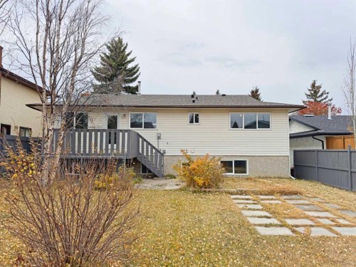 7032 78 Street Nw, Calgary, AB - Outdoor With Exterior