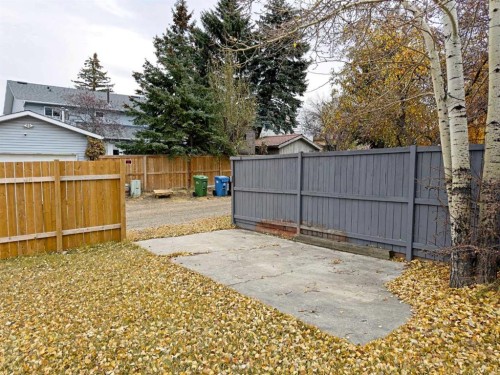 7032 78 Street Nw, Calgary, AB - Outdoor