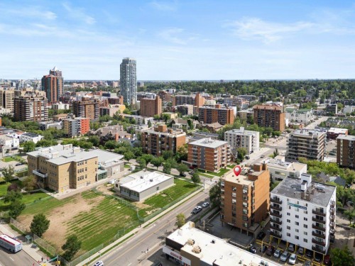402-1202 13 Avenue Sw, Calgary, AB - Outdoor With View