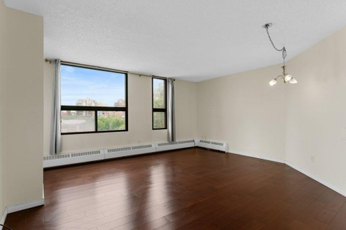 402-1202 13 Avenue Sw, Calgary, AB - Indoor Photo Showing Other Room
