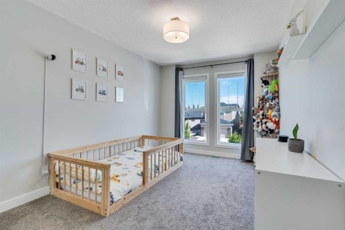 99 Legacy Glen Terrace Se, Calgary, AB - Indoor Photo Showing Bedroom