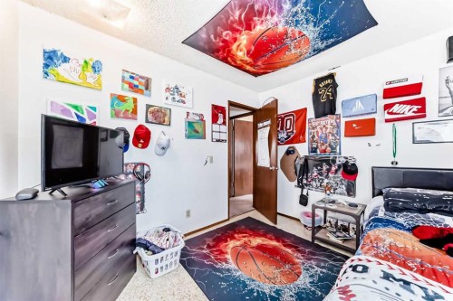 6203 Rundlehorn Drive Ne, Calgary, AB - Indoor Photo Showing Other Room