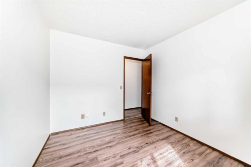 6203 Rundlehorn Drive Ne, Calgary, AB - Indoor Photo Showing Other Room