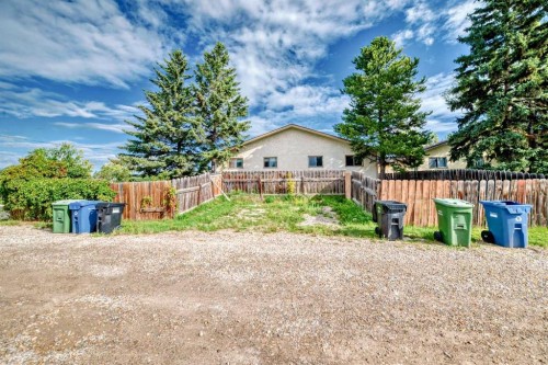 6203 Rundlehorn Drive Ne, Calgary, AB - Outdoor