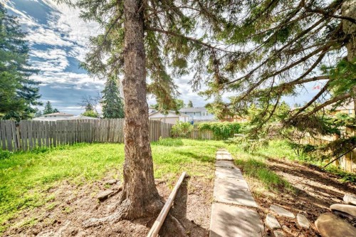 6203 Rundlehorn Drive Ne, Calgary, AB - Outdoor