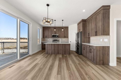 71 Vincent Crescent, Olds, AB - Indoor Photo Showing Kitchen