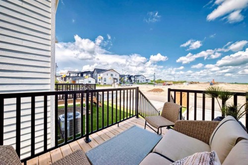 1014 Sawgrass Link Nw, Airdrie, AB - Outdoor