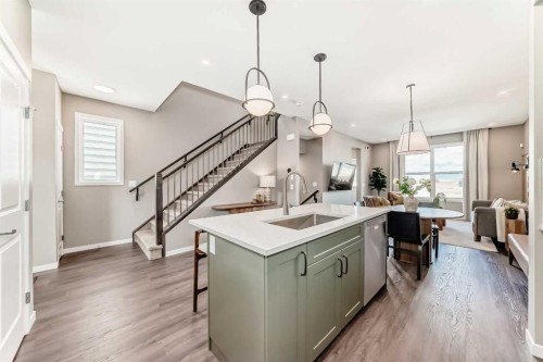 1014 Sawgrass Link Nw, Airdrie, AB - Indoor Photo Showing Kitchen