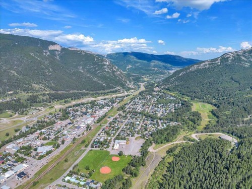 262 Southmore Place, Blairmore, AB 