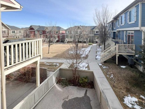 28 Kinlea Common Nw, Calgary, AB - Outdoor