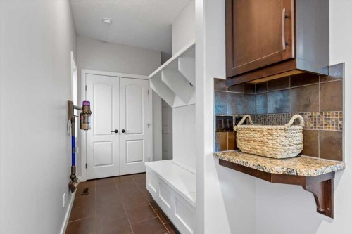 13 Sage Hill Landing Nw, Calgary, AB - Indoor Photo Showing Other Room