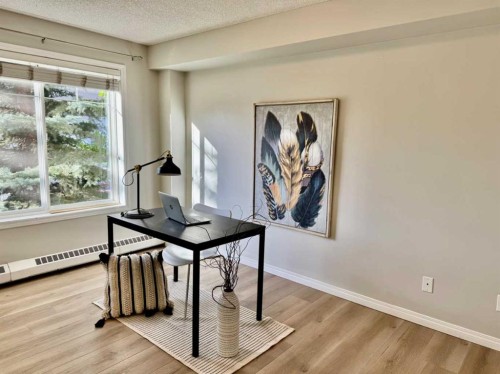 214 Mckenzie Towne Lane Se, Calgary, AB - Indoor