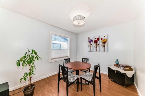 5023 Marlborough Drive Ne, Calgary, AB - Indoor Photo Showing Dining Room