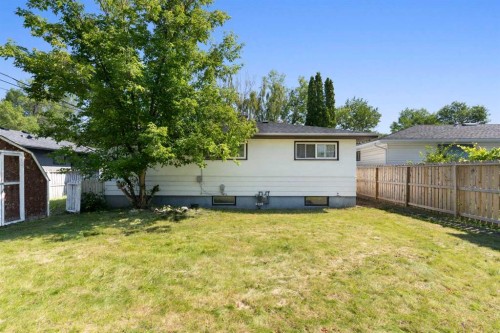 87 Hillgrove Drive Sw, Calgary, AB - Outdoor