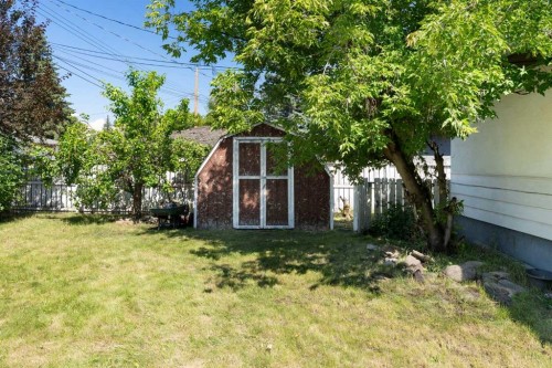 87 Hillgrove Drive Sw, Calgary, AB - Outdoor