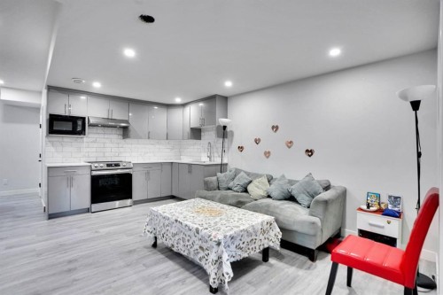 20 Cornerstone Link Ne, Calgary, AB - Indoor Photo Showing Other Room