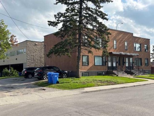 106 26 Avenue Nw, Calgary, AB - Outdoor