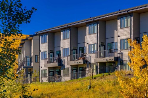 13-1453 Na'A Drive Sw, Calgary, AB - Outdoor