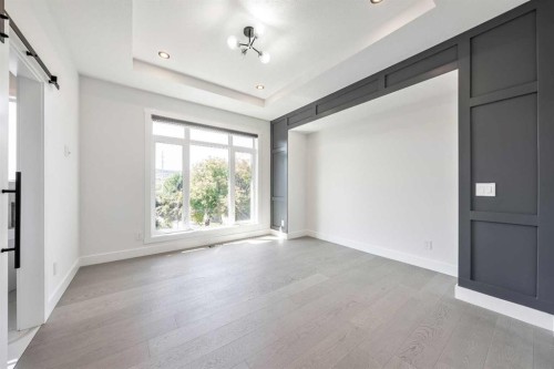 4923 20 Avenue Nw, Calgary, AB - Indoor Photo Showing Other Room