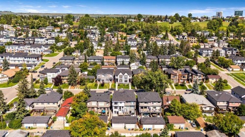 4923 20 Avenue Nw, Calgary, AB - Outdoor With View