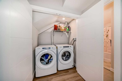 2202-151 Skyview Bay Ne, Calgary, AB - Indoor Photo Showing Laundry Room