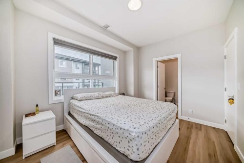 2202-151 Skyview Bay Ne, Calgary, AB - Indoor Photo Showing Bedroom