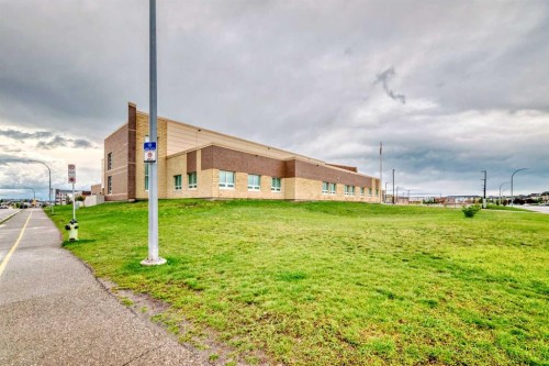 2202-151 Skyview Bay Ne, Calgary, AB - Outdoor