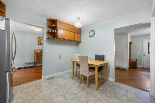 232 Templeside Circle Ne, Calgary, AB - Indoor Photo Showing Dining Room