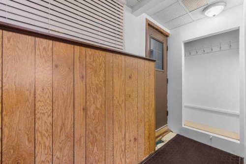 232 Templeside Circle Ne, Calgary, AB - Indoor Photo Showing Other Room