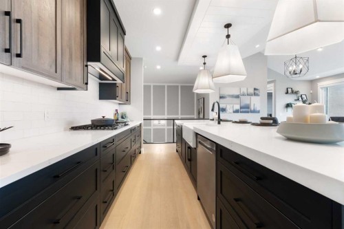 33 North Bridges Landing, Langdon, AB - Indoor Photo Showing Kitchen With Upgraded Kitchen