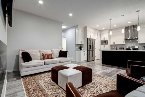 19 West Grove Place Sw, Calgary, AB - Indoor