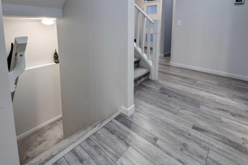 19 West Grove Place Sw, Calgary, AB - Indoor Photo Showing Other Room